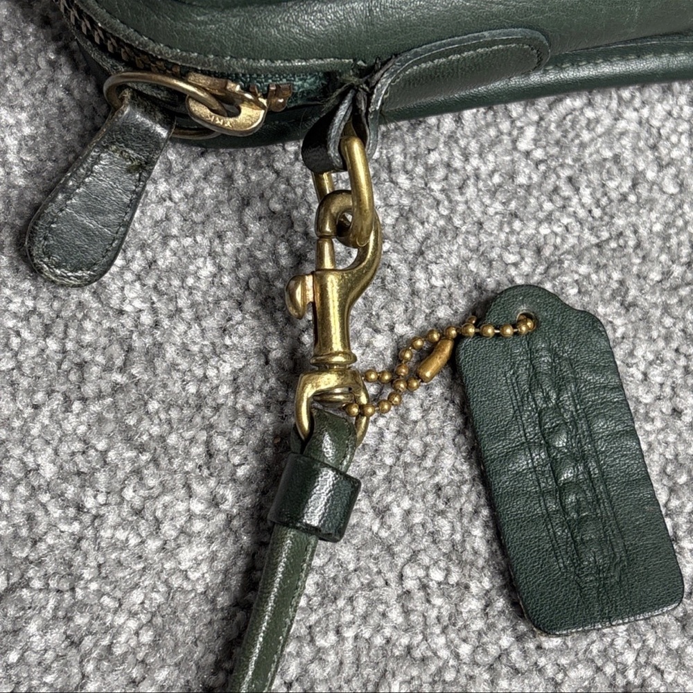 RARE 9925 Vintage Coach Carnival Crossbody Leather Green Bag Purse. - Picture 11 of 11